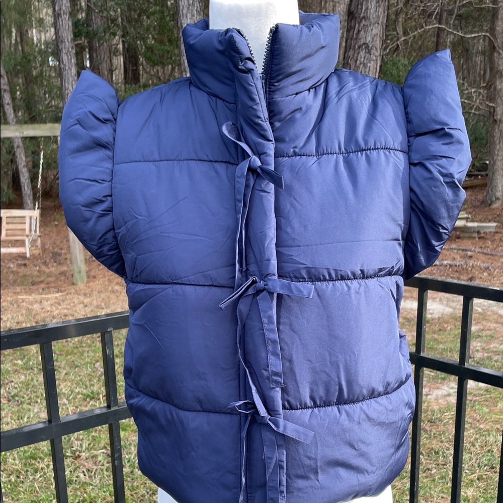 Blu Pepper Navy Bow  Front Quilted Zippered Puffer Vest - Picture 2 of 9